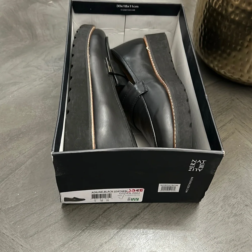 Naturalizer Adiline Platform Loafer (WIDE) - Picture 2 of 10